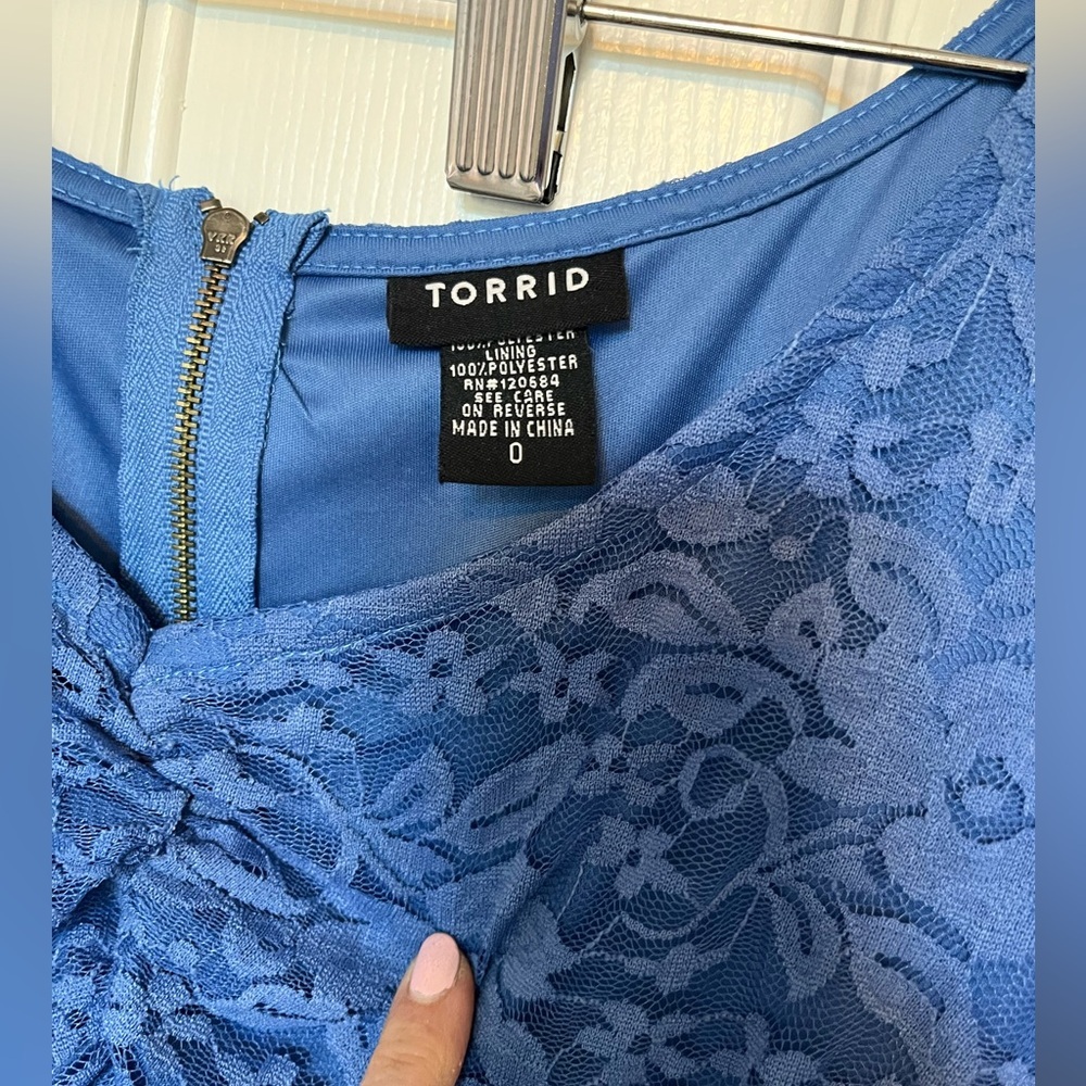 Torrid size 0 Blue Lace Mini Dress - Picture 3 of 6